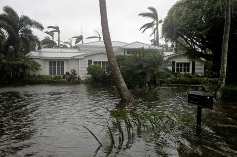 Hurricane Irma Flooding in Naples Florida Newscred Travel Group Only A house is surrounded by water as Hurricane Irma passes through Naples, FL.